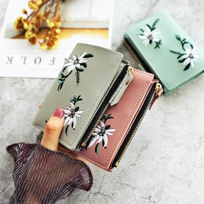 Women's Wallet Flowers Embroidered Short Leather Female Small Coin Purse Zipper Purse Card Holder for Girls