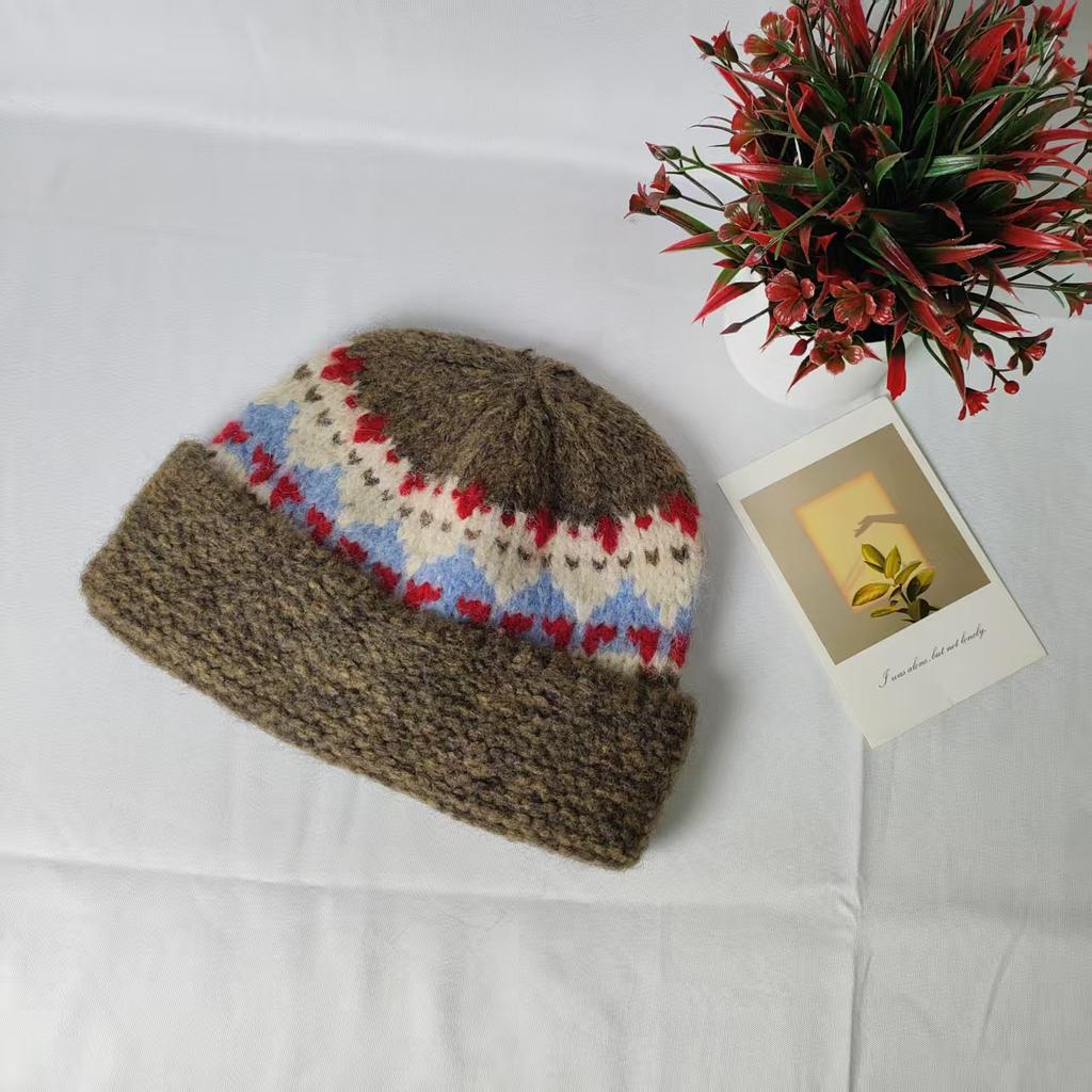 Handmade Ethnic Style Jacquard Knitted Pot Hat Women's Autumn and Winter Versatile Warm Face Small Curling Thickened Wool Bucket Hat