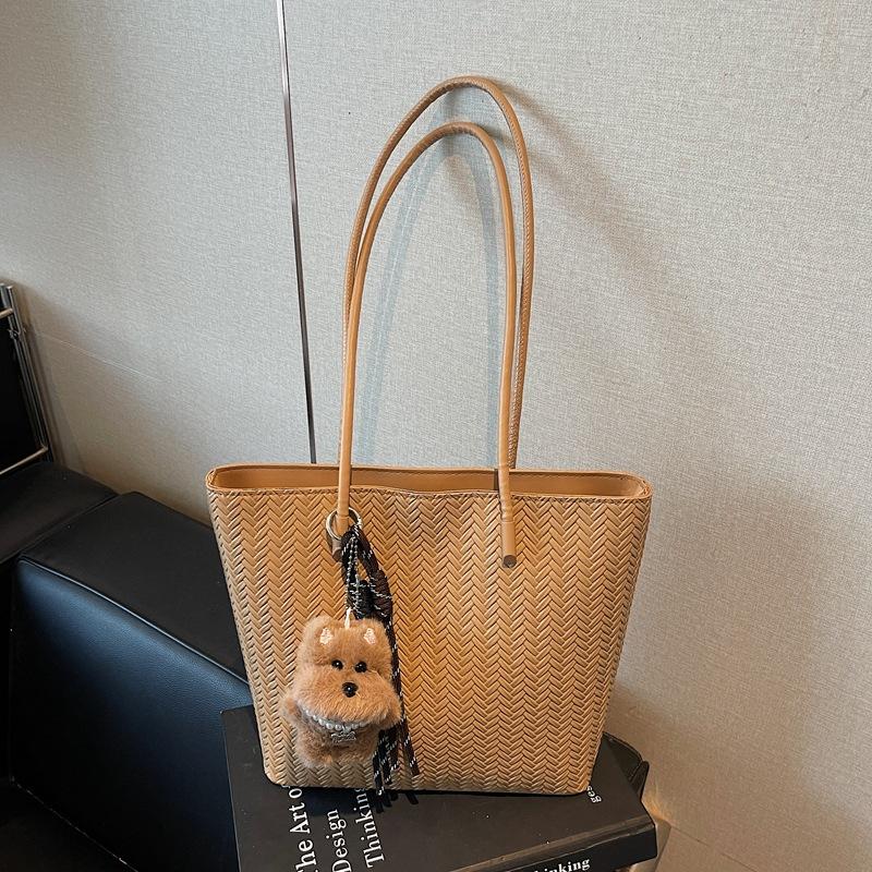 Large-capacity Bag Women's New Autumn and Winter Retro Woven Shoulder Bag Niche Commuter Tote Bag