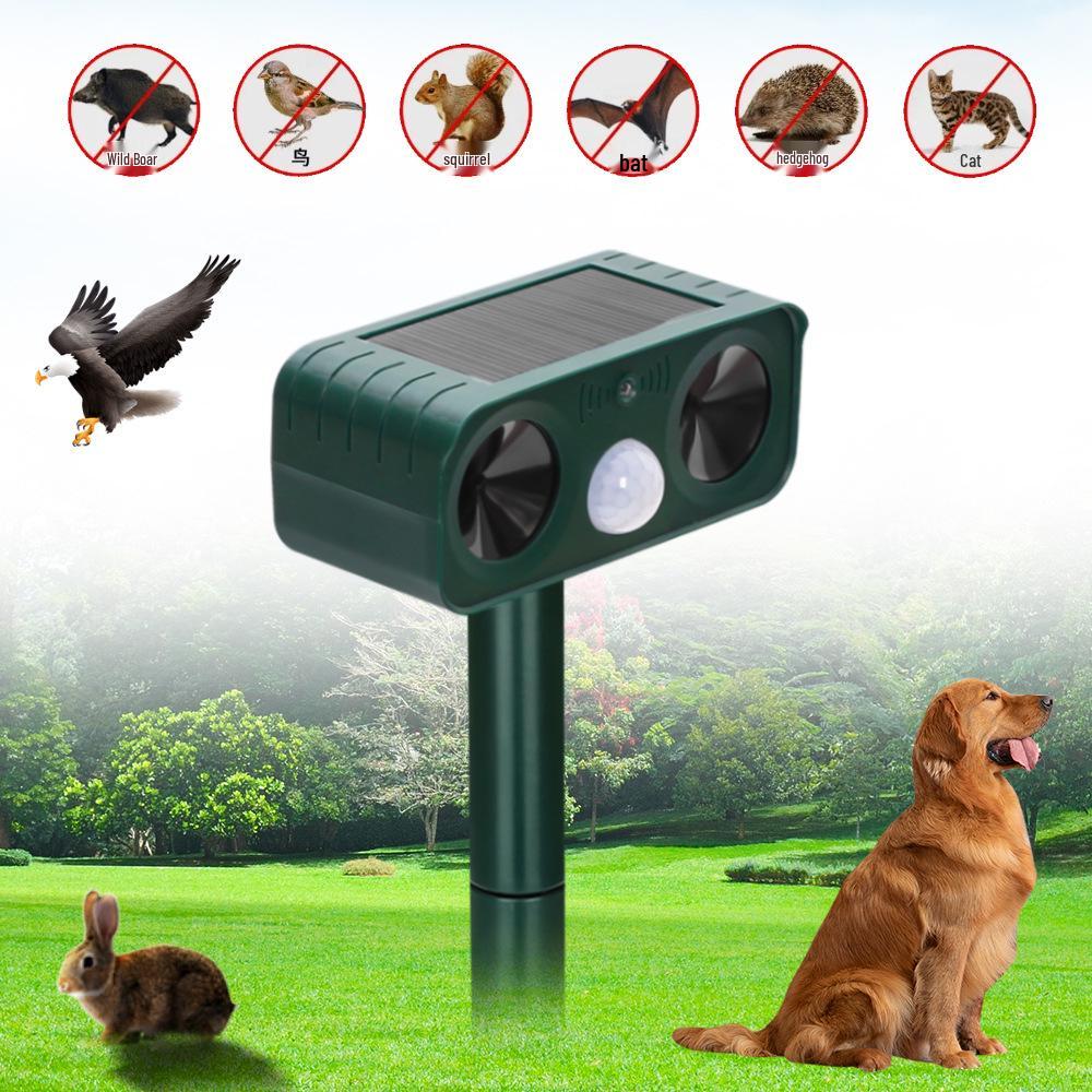 Solar-Powered Pest Repeller with Flashing Light for Cats, Dogs, and Birds