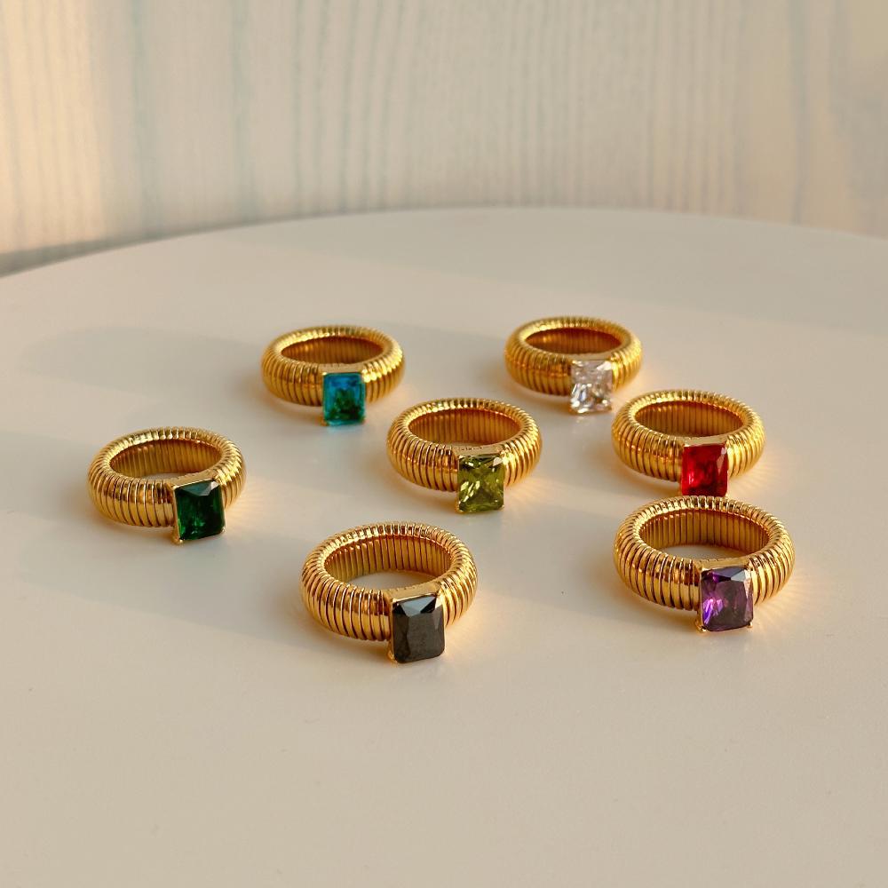 Punk Exaggerate Multicolour Crystal Rings for Women 18K Gold Plated Waterproof Twist Square Thick Ring Hiphop Vintage Jewelry