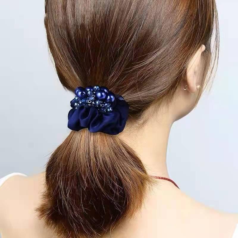 Korean Style Hair Tie for Women - Elegant Ponytail & Bun Accessory with Floral Ornament