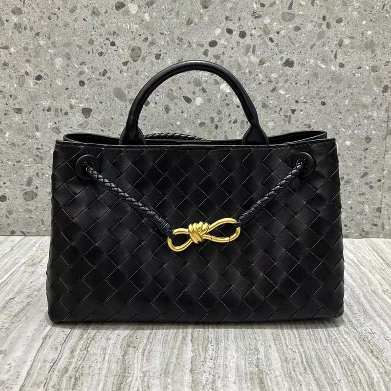 Niche Design New Style Metal Rope Buckle Genuine Leather Woven Tote Bag One-shoulder Portable Large-capacity Retro Women's