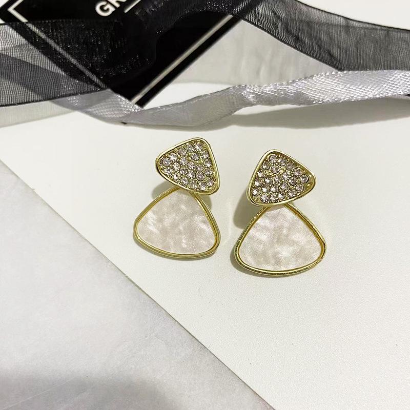 Exquisite 2023 Geometric Triangle Earrings – Elegant, Versatile, High-End Design