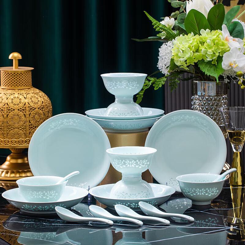Jingdezhen Shadow Celadon Linglong Ceramic Dinnerware Set