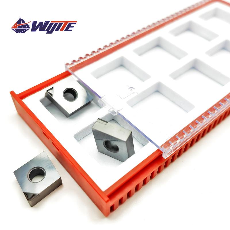PCD CNMG120402 CNMG120404 CNMG120408 Chip Breaking Tool Used for Copper Aluminum Magnesium Fibre Glass Plastic CNMG