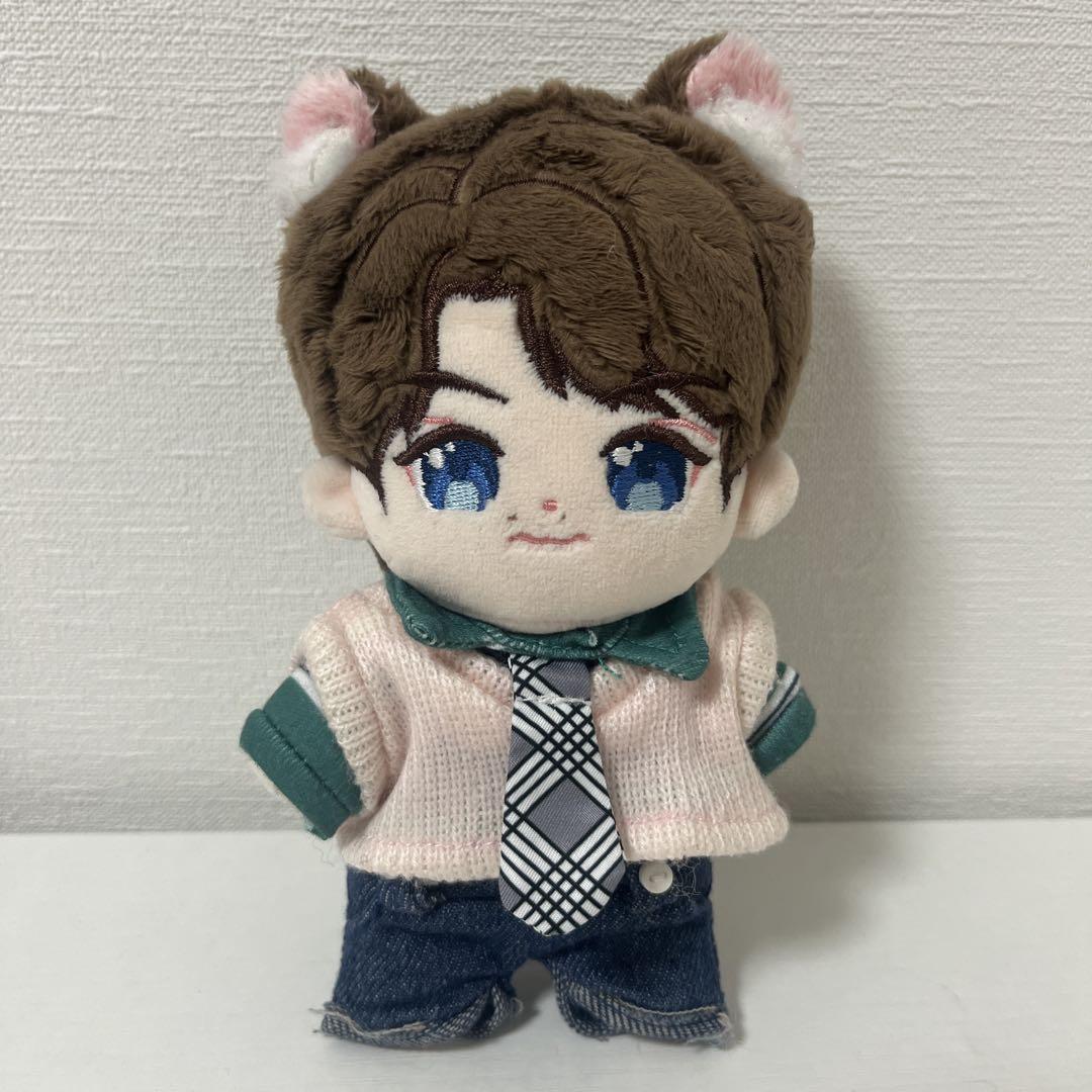 

[USED] SEVENTEEN Jun 15cm Doll