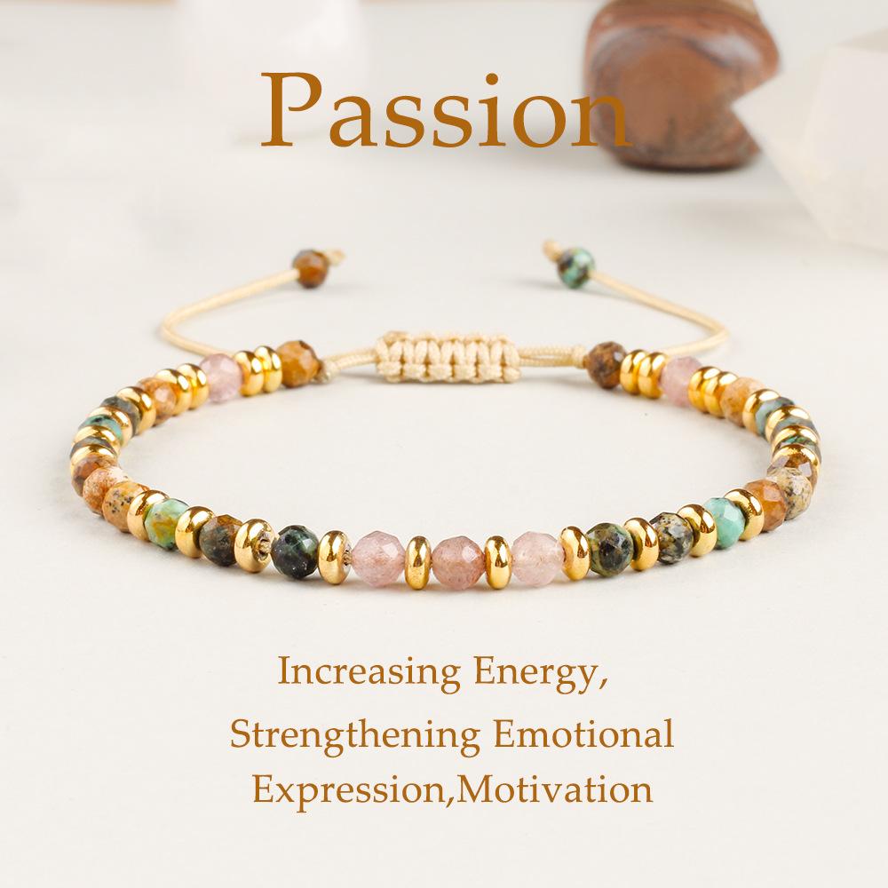 

Charm Retro Hand-woven Gold Color Spacer Bead Cut Surface Strawberry Crystal Beaded Adjustable Bracelets for Women Men Jewelry