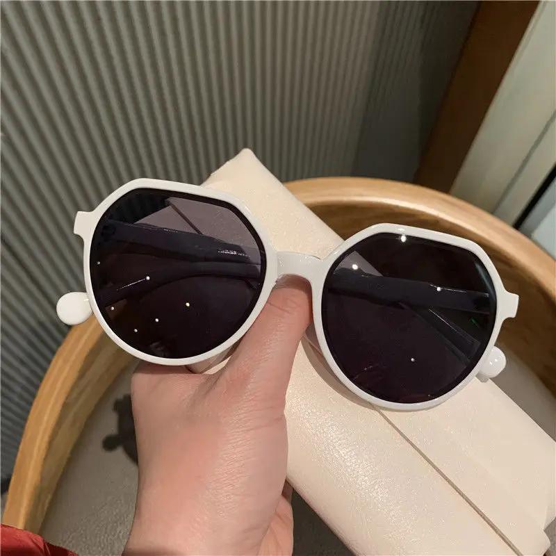 Oversized Women Square Frame Fashion Sunglasses Brand Vintage Travel Sun Glasses Female Eyewear Anti-Glare Driving Sun Glasses