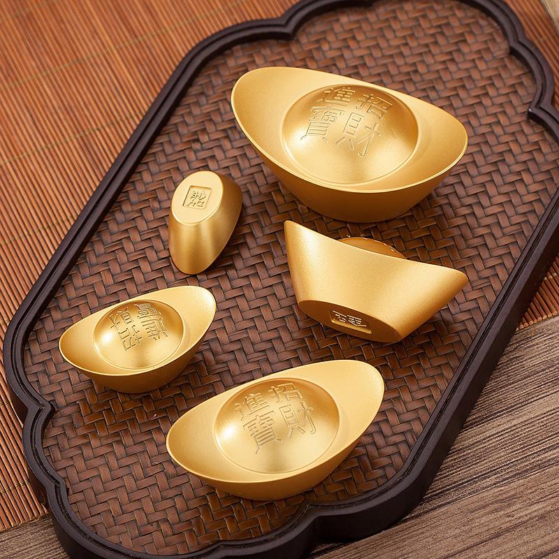 Golden Alloy Ingot Wealth-Attracting Ornament - Perfect for Housewarming and New Home