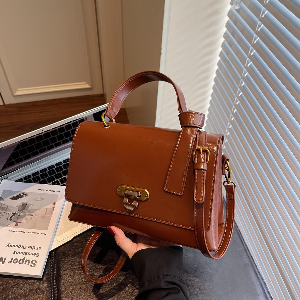 High-end Buckle Women's Crossbody Bags Fashion Black Casual Square Traveling Handbags Trendy Large Capacity PU Shoulder Pack