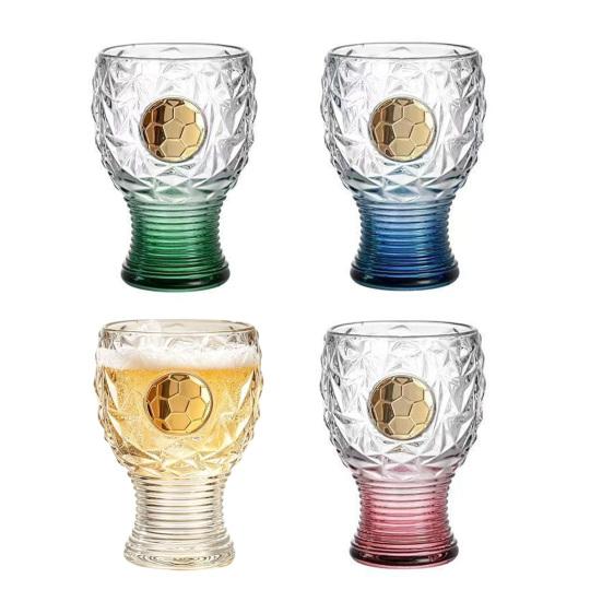 Fotbalová trofej Pivní sklenice, Objem 400 ml Vysoký trofejní hrnek, Čirá skleněná nádoba na Ležák Craftové pivo, Dárek pro sportovního fanouška