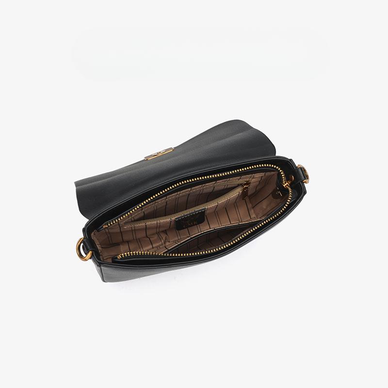 Underarm Bag High end Exquisite One Shoulder Crossbody Bag Texture Small Square Bag for Women's Spring Commuting Versatile Women's Bag