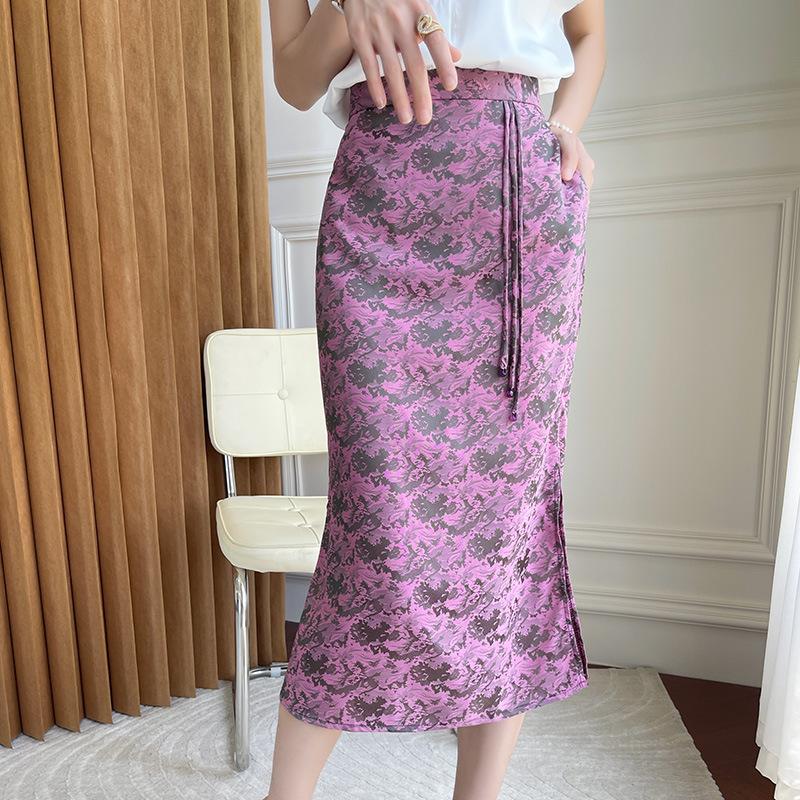 

Новая летняя атласная юбка из уксусной кислоты для женщин, юбка-чеонсам жаккардовая средней длины, юбка-карандаш в китайском стиле, ретро, с накладными карманами на бедрах M
