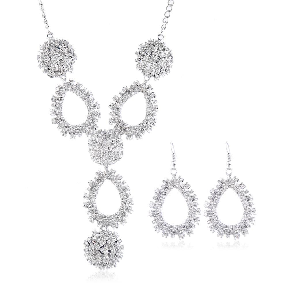 Chic Geometric Water Drop Necklace Set With Alloy Pendant And Chain Spring For