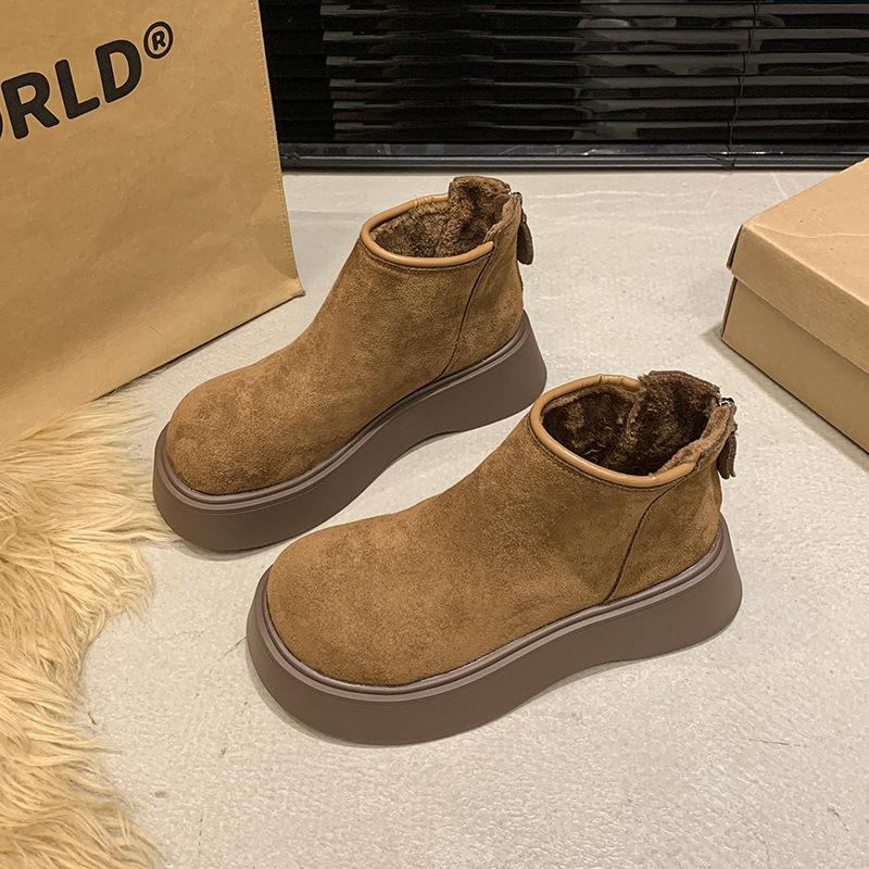 

Женская обувь короткие ботинки зима 2025 новые бархатные короткие голенища платформа-маффин повседневные ботинки Мартин для снега модные 40