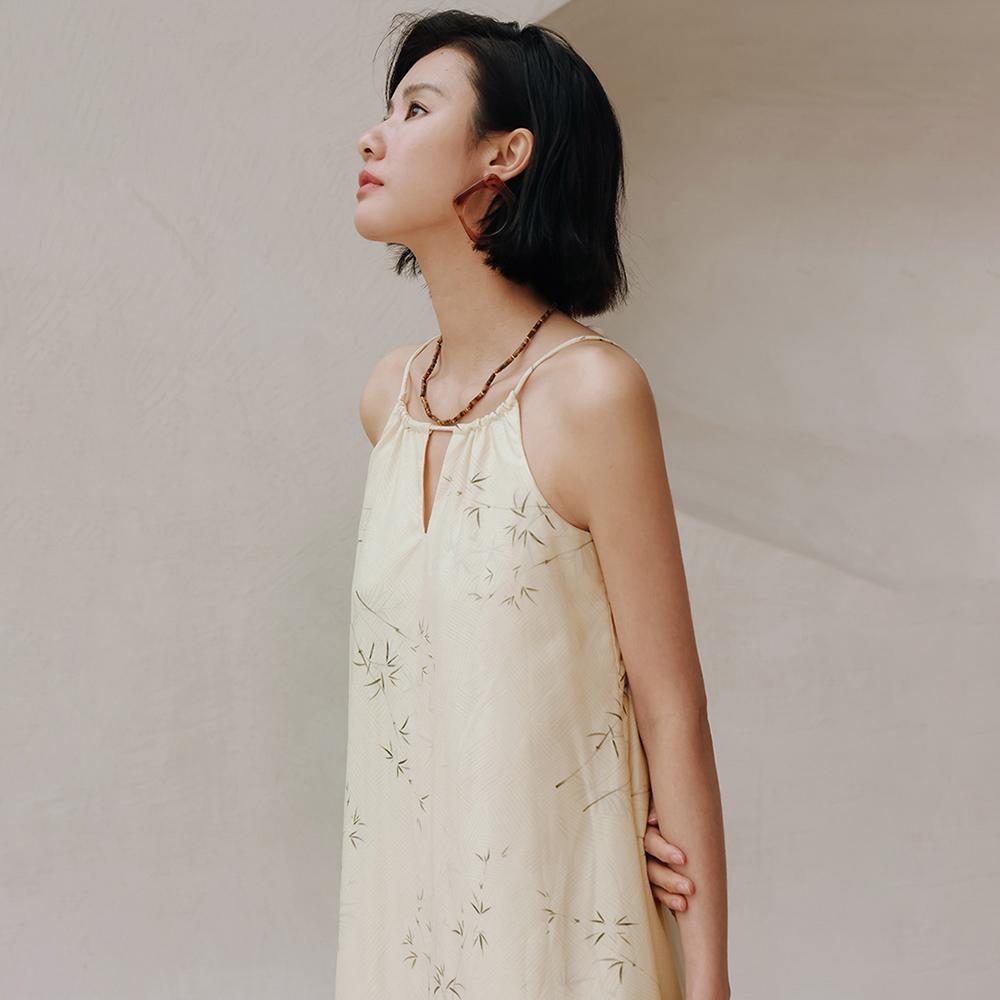 Laengsseon Ls_Tassel Floral Halterneck Dress