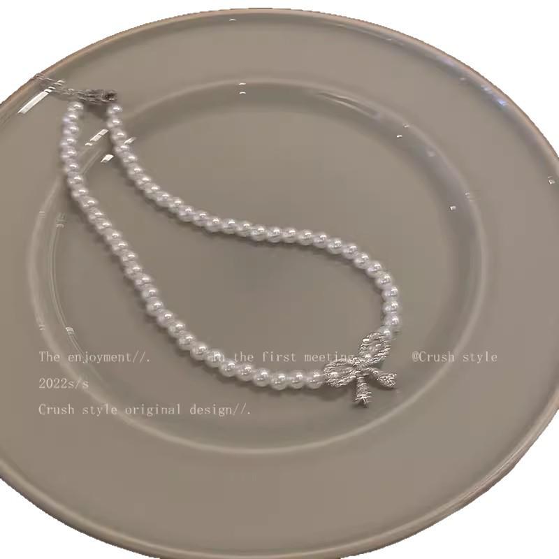 Elegant Pearl Bow Zircon Choker Necklace - Light Luxury Summer Clavicle Chain for Women