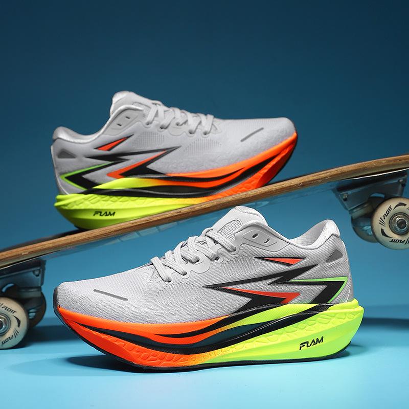 Platform sneakers Breathable and lightweight shock-absorbing running shoes Wear-resistant men's and women's comfortable shoes