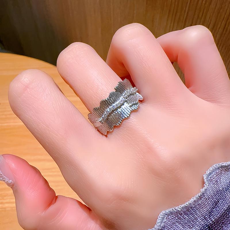 New Product Ring Niche High-End Light Luxury Zircon Retro Plain Ring Design Cold Wind Open Ring