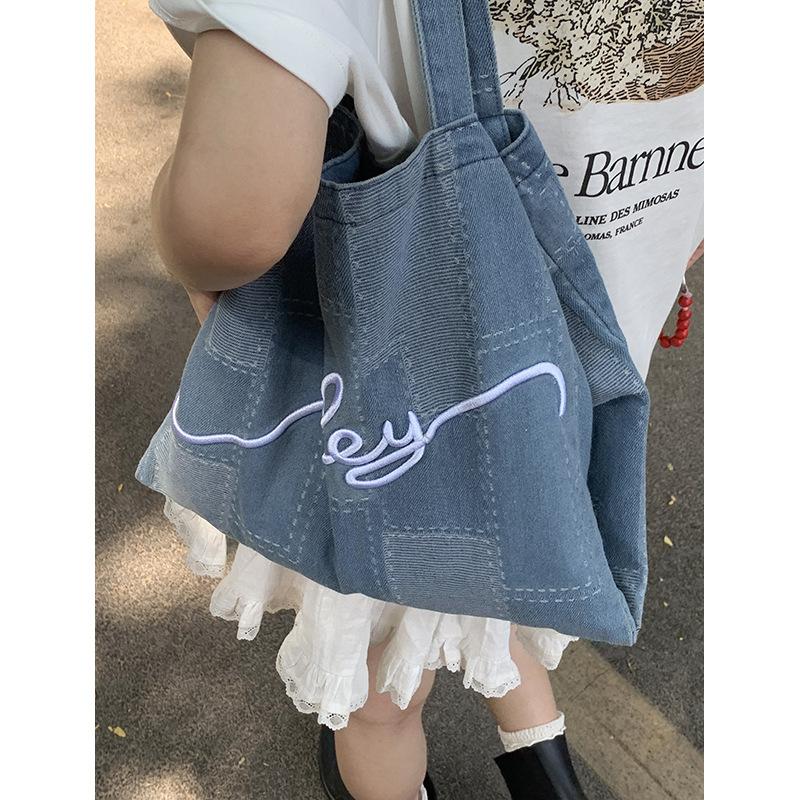 

Casual denim bag women s summer 2025 Korean version embroidered letter tote bag large capacity canvas bag crossbody