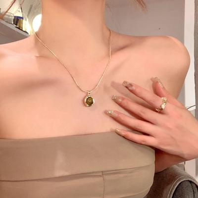 Retro Tiger-eye Stone Double-layered Layered Necklace for Women, Light Luxury, High-end, Delicate Collar Chain, Elegant Neck Accessory