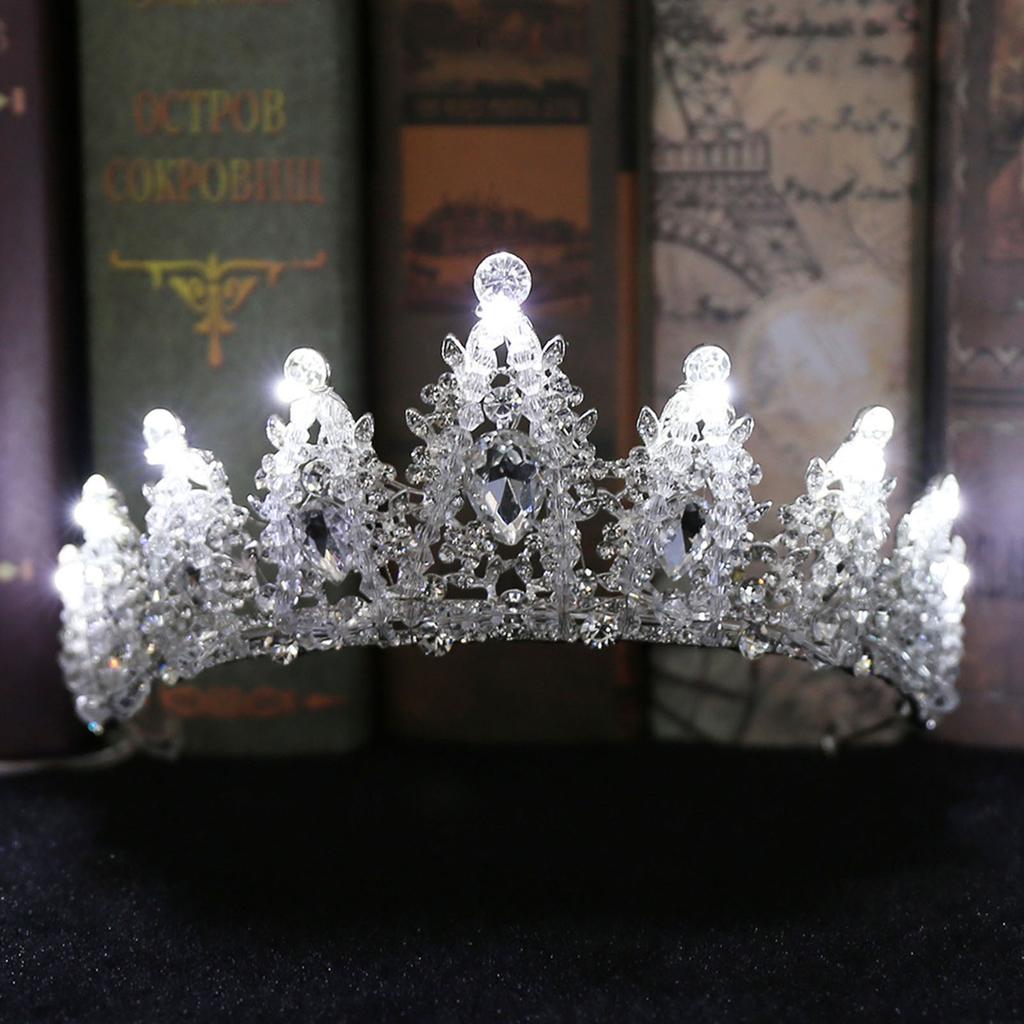 Braut Prinzessin Krone Diadem Leuchtender Strass LED-Licht Kopfschmuck Haaraccessoire für Hochzeit Cosplay Party Haarschmuck Schmuck