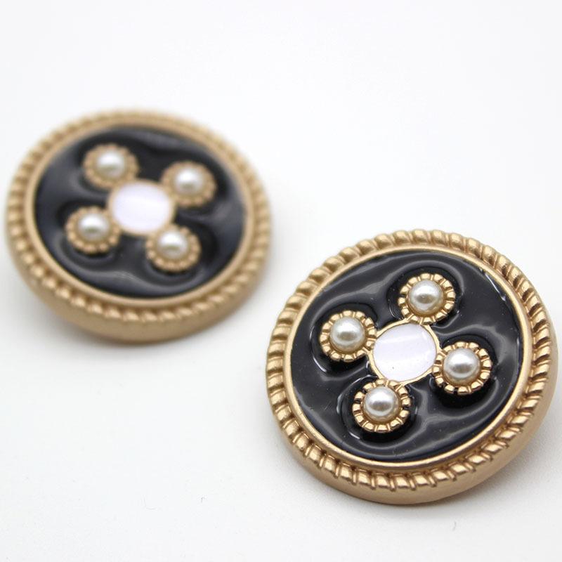 10pcs Luxurious Buttons 18mm Round Metal Shank Buttons Classic Beautiful Pattern Clothes Sewing Supplies