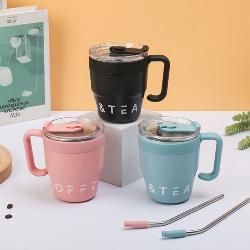 Inovativní hrnek na kávu s uchem a víčkem se slámkou 480ML Láhev Materiál nerezová ocel Hrnky se slámkou na nápoje