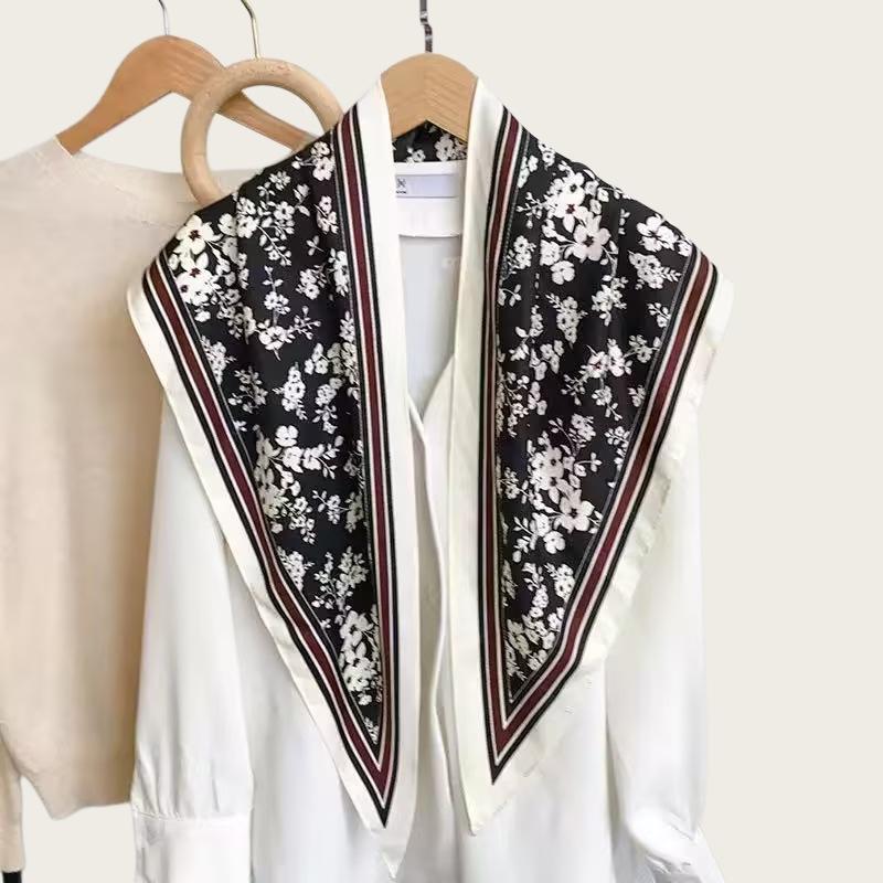 Twill silk triangular scarf, clothing accessories, cashew nut double-sided printed belt, versatile women's rhombus silk scarf, bag head, fart curtain.