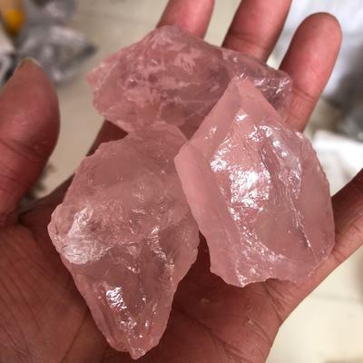 100G Natural Raw Pink Quartz Crystal Rough Stone Crystal Natural Stones and Minerals Fish Tank Stone