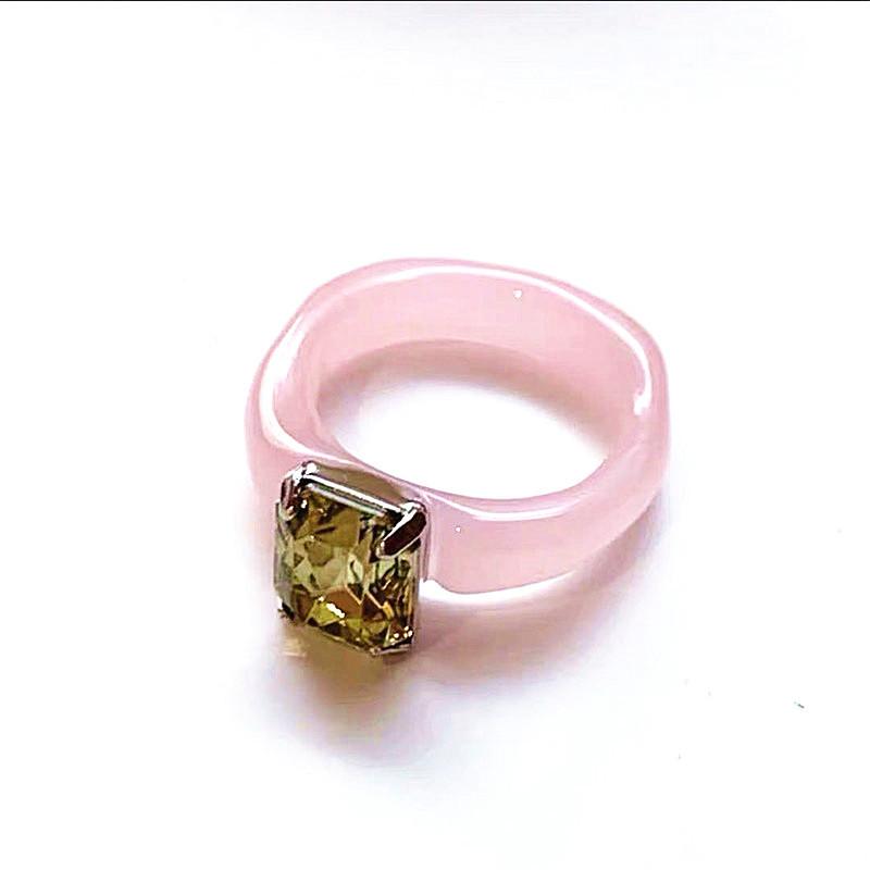 New Fashion Colorful Acrylic Rhinestone Resin Rings For Women Girls Korean Transparent Geometric Square Round Rings Jewelry 2026
