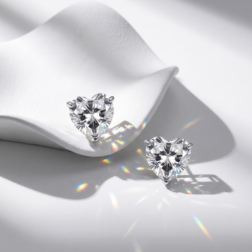 HTKE13 316L Stainless Steel 18K Gold Plated Heart Cut Cubic Zirconia Stud Earrings Hypoallergenic Solitaire Earrings for Women
