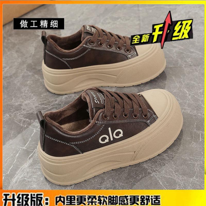 

Версия из коровьей кожи, толстоподошвенные маффины, белые туфли, женские осенне-зимние новые бархатные теплые хлопковые туфли, повседневная спортивная обувь 40