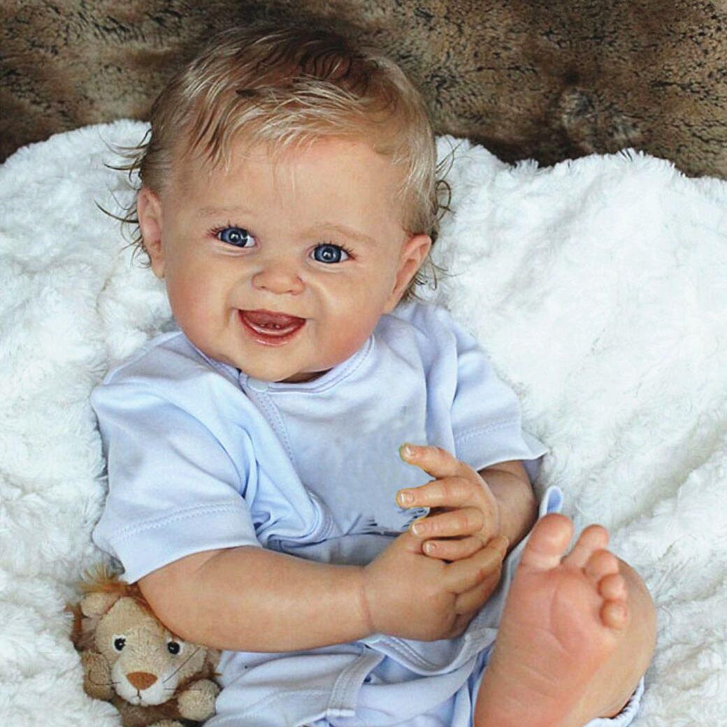 

BZDOLL 22-дюймовая Реалистичная Кукла Реборн с 3D-раскрашенной Кожей и Сосудистой Сеточкой 55 см Новорожденный Мальчик Мягкие Виниловые Конечности Мягкое Тканевое Тело Улыбающийся Малыш Игрушка cloth body doll