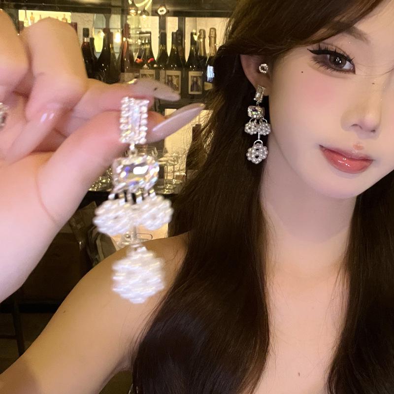 French Silver Needle Geometric Pearl Tassel Earrings - Luxurious Fashion Earrings with High-End Design