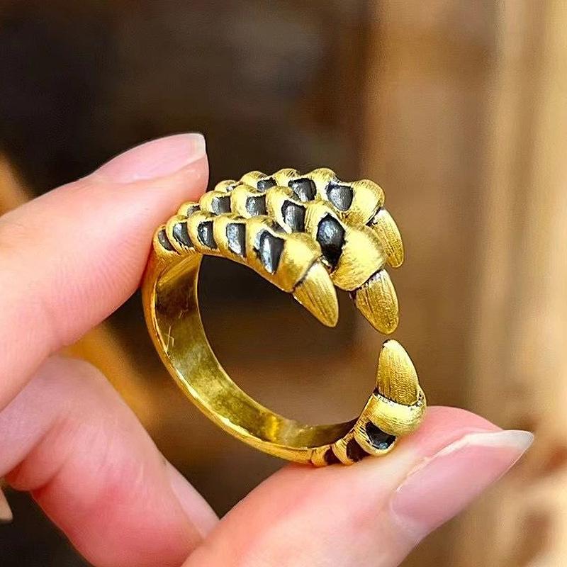 Antike Goldhandwerkskunst Retro Hofstil Schwarzgold Drachenkralle Ring Neu in Anhänger Herrenringe für Damen Bankett Geschenke