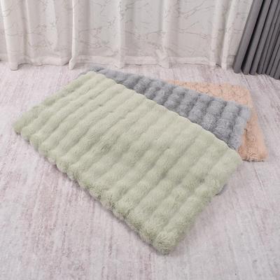 Hot-Selling Winter Warm Bubble Fleece Pet Mat - Faux Rabbit Fur Bed for Cats and Dogs