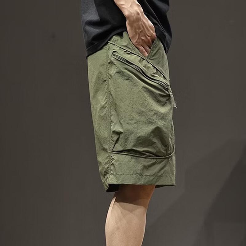 Mark Fairwhale Men's Lightweight Quick-Dry Cargo Shorts