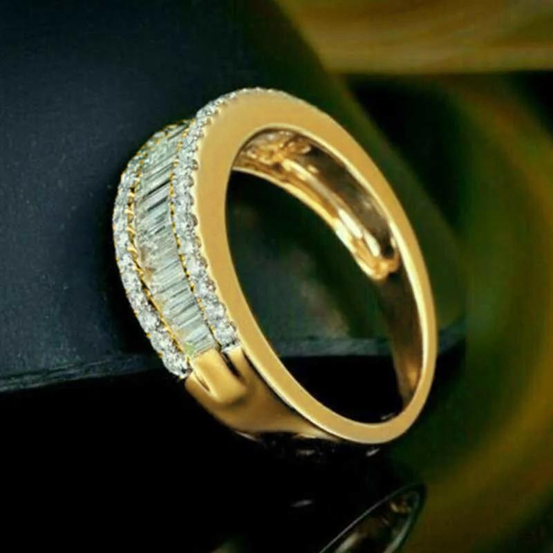 Huitan Shiny Cubic Zirconia Rings for Women Simple Stylish Gorgeous Finger Accessories Exquisite Elegant Chic Engagement Jewelry