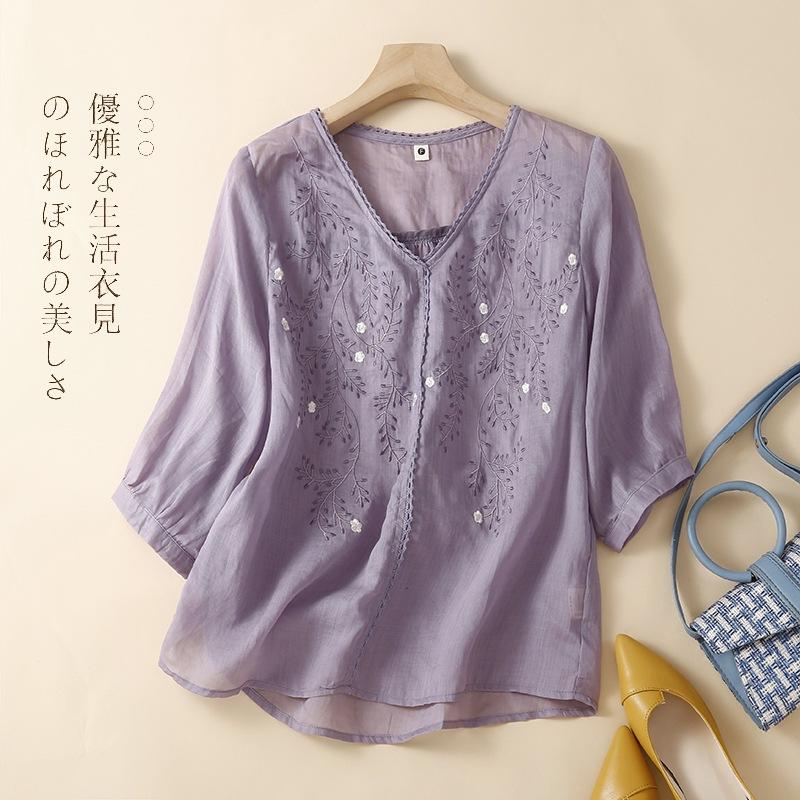 V-neck Five-quarter-sleeved Embroidered Cotton and Linen Shirt for Women's 2025 Summer New Thin Top with Loose Temperament and Beautiful Shirt
