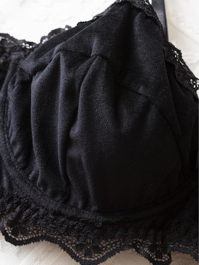 Großformatiges Schwarzes Samt- und Spitzen-Push-Up-BH mit Schnür-Höschen-Set