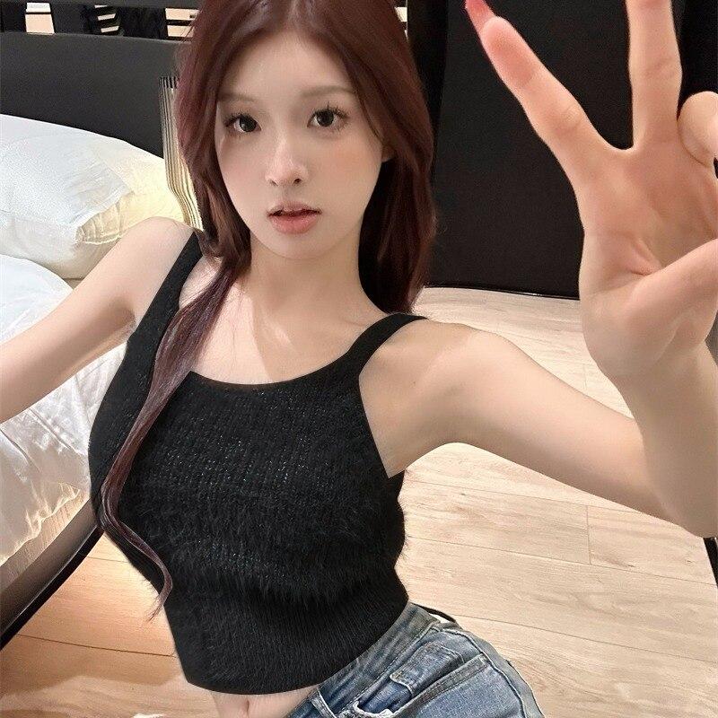 Women's Knitted Plush Elegant Slim Camisole Solid Color  Temperament Sleeveless U-Neck Versatile Cropped Top