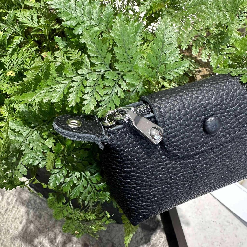 Women's Genuine Leather Coin Purse - Exquisite Portable Cowhide Clutch with Zipper