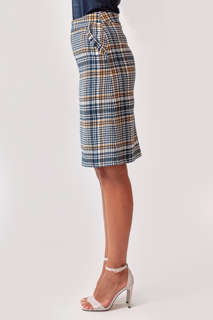 Warmer Trapezrock für Damen in einem großen Käfig