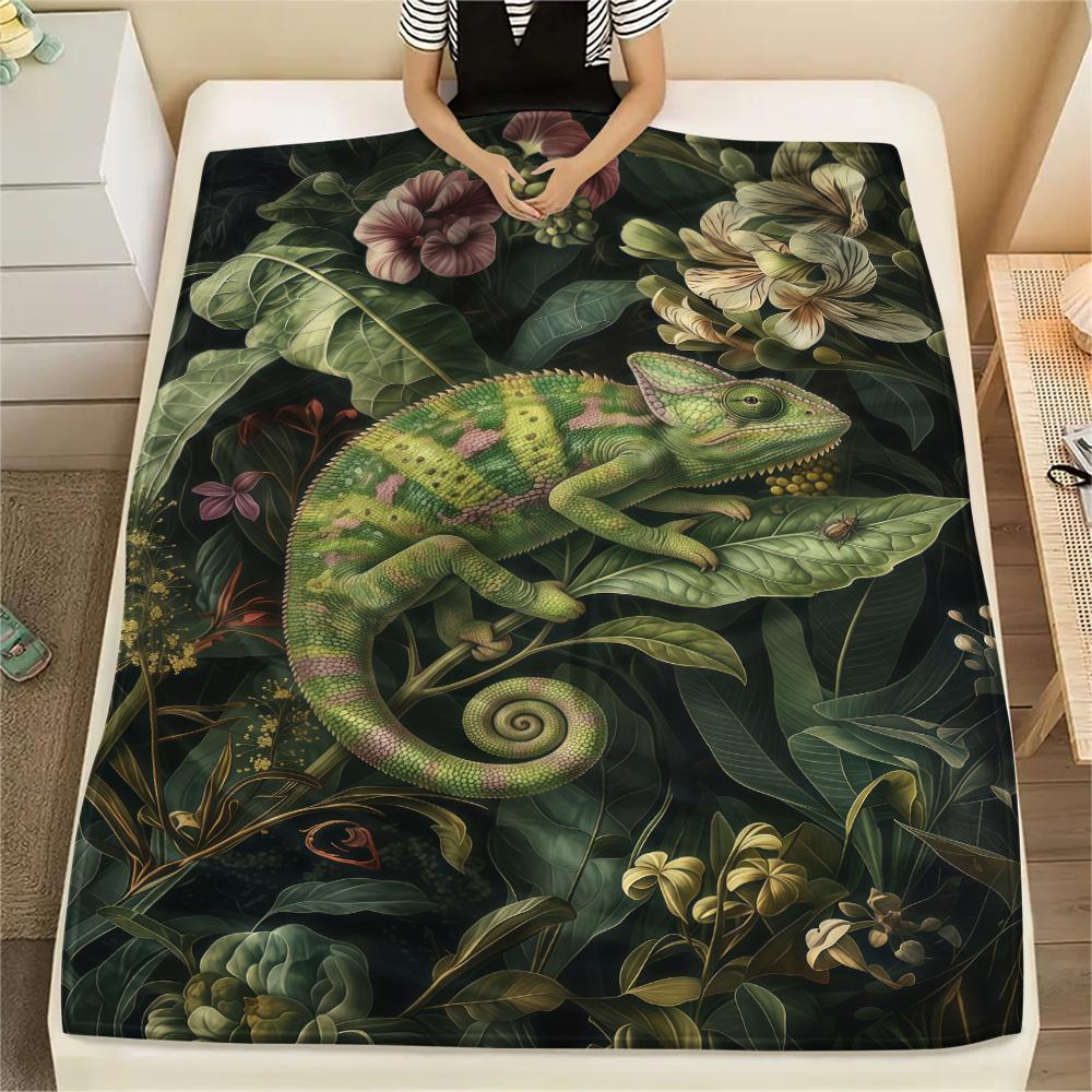 1PC Cute Chameleon Print FlAannel Blanket, High quality Comfortable for All Seasons, Home Decor, Warmth and Comfort