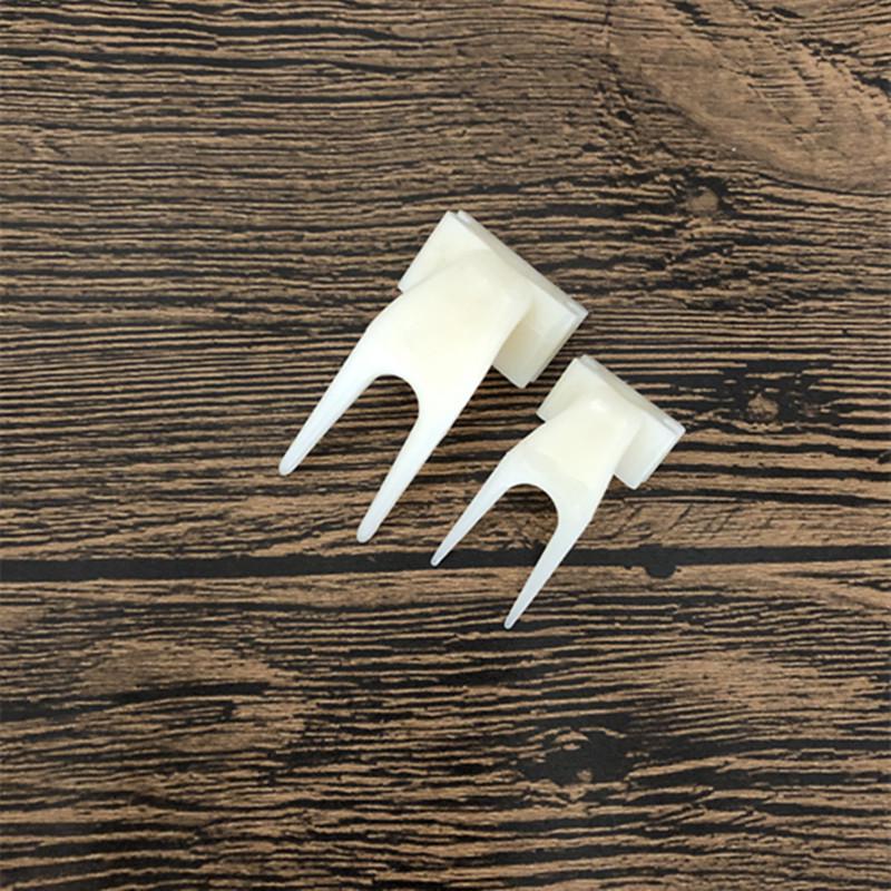 

Фруктовая вилка «Птичья клетка» - Аксессуар для диеты попугая и майны, Пластиковая утварь для птиц