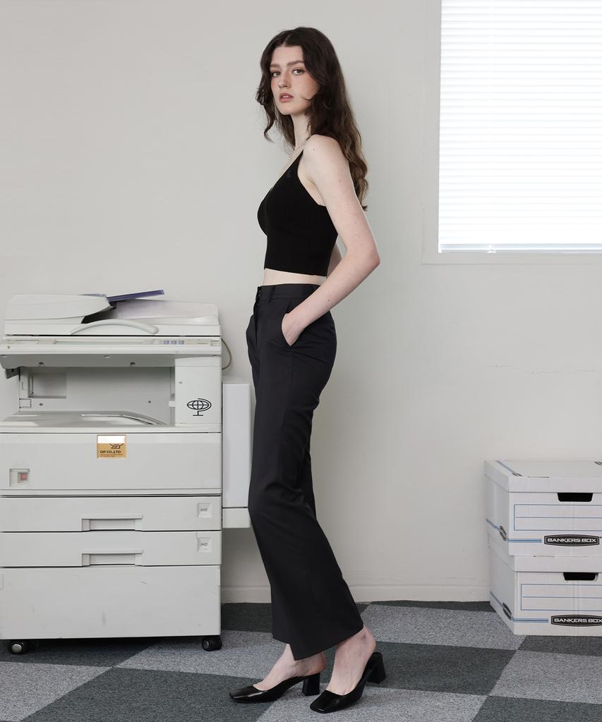 Leobeucham [Monica Bootcut Slacks Pants_Charcoal] Monica Bootcut Slacks Pants_Charcoal