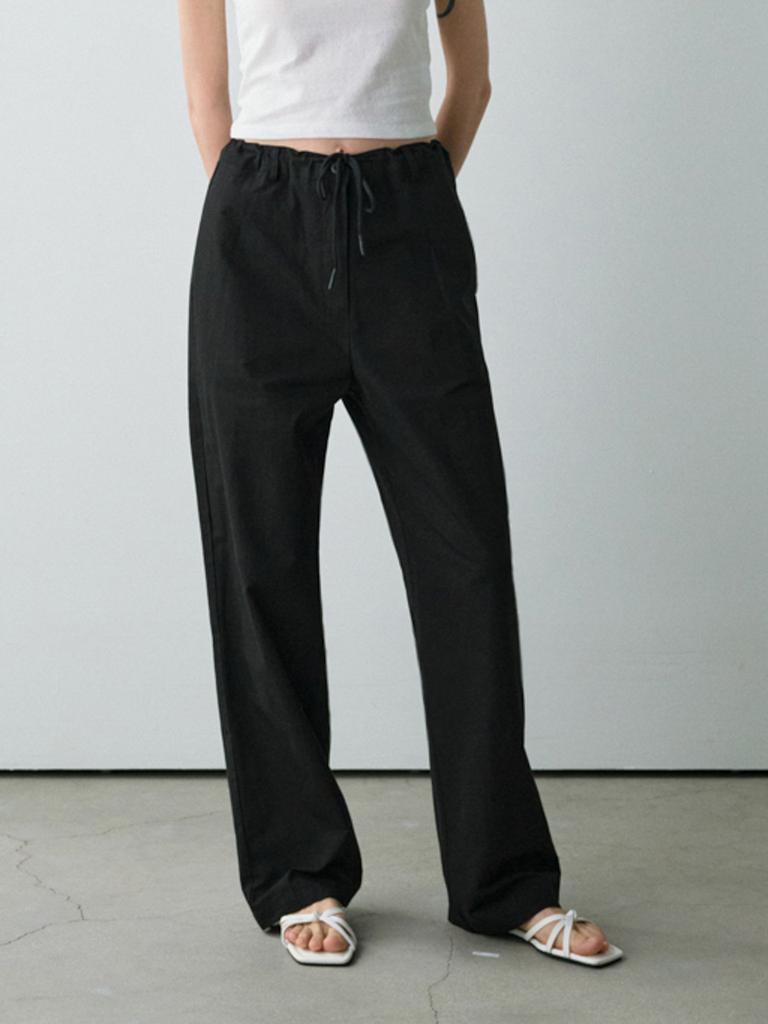 NOEUD Madeleine String Pants (Black)