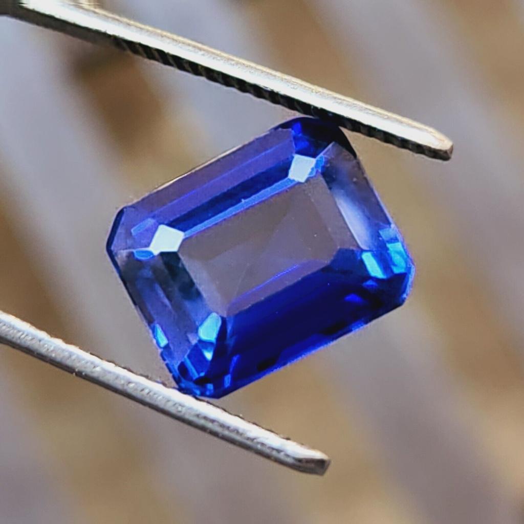 10  Cts Heated Ceylon Blue Sapphire Emerald Cut Certified Loose Gemstone